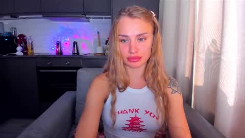 Snapshot of lolabani675452 chatting on 09/14/25, 07:51 lolabani675452 online show from 09/14/25, 07:51