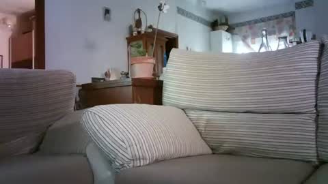 LOLA HUESO y ERIC online show from 10/26/25, 09:26