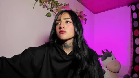 Snapshot of lolaleah_ chatting on 02/25/26, 08:46 Lola online show from 02/25/26, 08:46