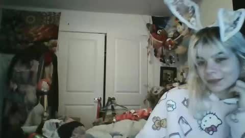 Lola Lixx online show from 01/04/25, 12:16