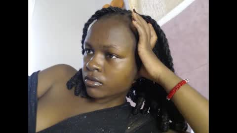 lolamia7 online show from 11/09/25, 05:28