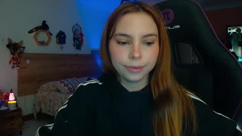 Snapshot of lolaverse chatting on 01/14/26, 07:08 Lola doll online show from 01/14/26, 07:08