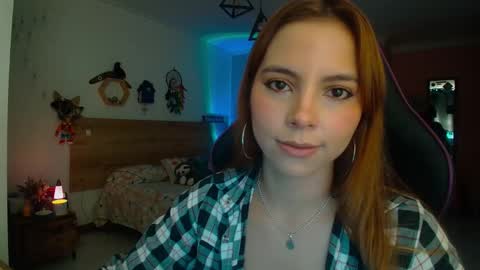 Snapshot of lolaverse chatting on 01/15/26, 02:32 Lola doll online show from 01/15/26, 02:32