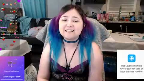 Snapshot of loliluna chatting on 06/20/26, 09:01 Luna online show from 06/20/26, 09:01