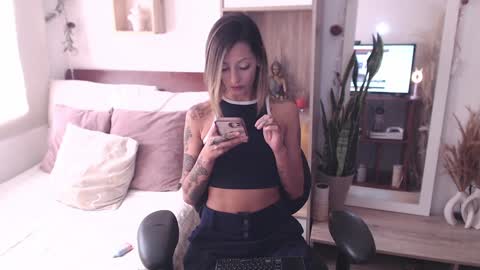 Dear tippers follow me on my new cb account lennarogers online show from 01/24/25, 06:25