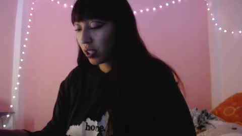 Lolita  online show from 03/05/25, 02:36