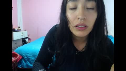 Snapshot of lolitabitchhorney_ chatting on 06/04/26, 04:29 Lolita online show from 06/04/26, 04:29