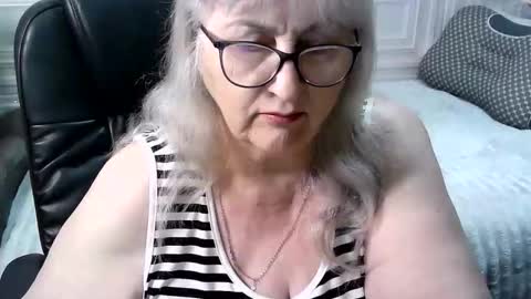 LolkaAlyss online show from 04/30/26, 04:46