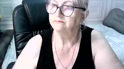 LolkaAlyss online show from 05/11/26, 07:44