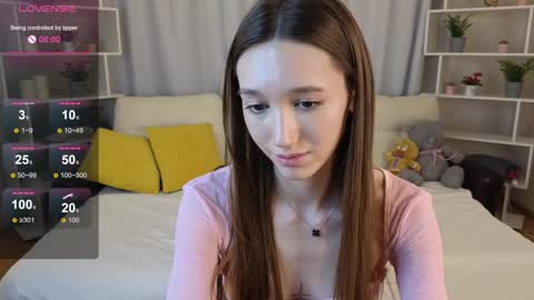 Snapshot of lolly_monica chatting on 01/03/25, 04:59 Monica online show from 01/03/25, 04:59