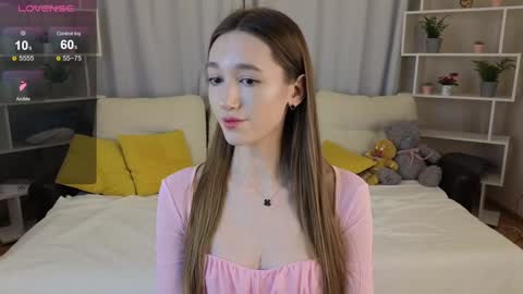 Snapshot of lolly_monica chatting on 01/05/25, 02:08 Monica online show from 01/05/25, 02:08