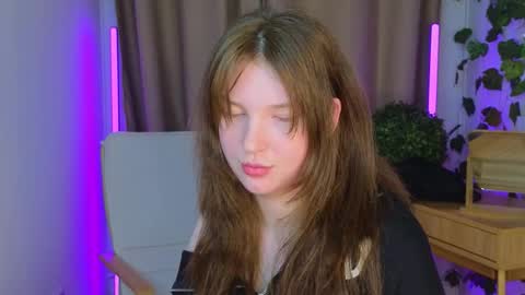 Snapshot of lolly_pump chatting on 10/22/25, 06:51 Mona online show from 10/22/25, 06:51