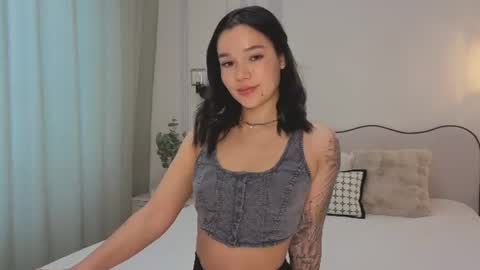 lolly_turner online show from 06/17/26, 04:15