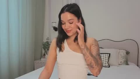 lolly_turner online show from 06/25/26, 04:23