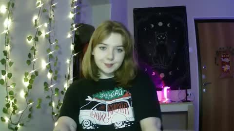 Lilly online show from 02/19/25, 04:00