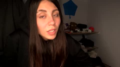 Snapshot of loly_pink_ chatting on 02/19/25, 07:28 Loly online show from 02/19/25, 07:28