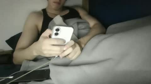 lomascok23 online show from 04/29/26, 02:26