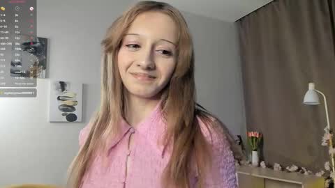 Snapshot of lonadejonge chatting on 02/22/26, 07:56 Sane online show from 02/22/26, 07:56