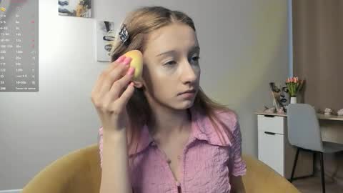 Snapshot of lonadejonge chatting on 02/24/26, 07:17 Sane online show from 02/24/26, 07:17