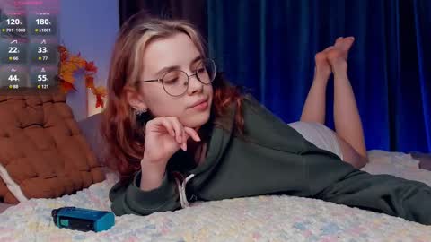 Lona online show from 11/12/25, 06:41