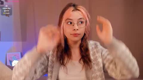 Lona online show from 03/09/26, 07:29