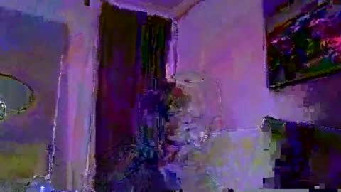 Snapshot of londbihung chatting on 09/19/25, 07:47 londbihung online show from 09/19/25, 07:47