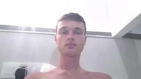 london_tomy online show from 12/03/25, 01:02