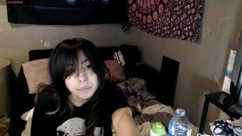 londonray online show from 10/31/25, 07:20