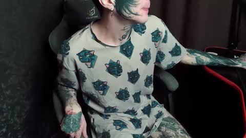 Chris online show from 11/09/25, 07:56