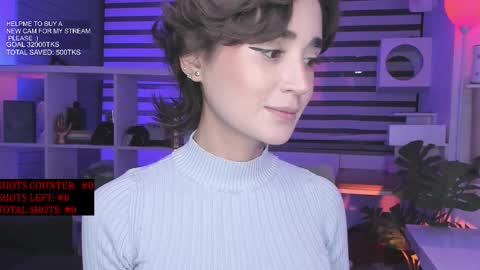 Snapshot of lonelly_lolly98 chatting on 10/02/25, 01:23 SABRINA online show from 10/02/25, 01:23