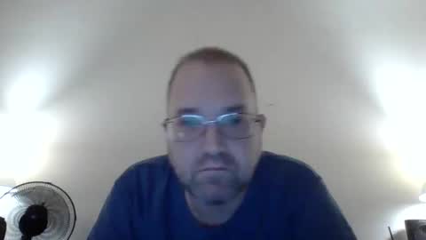 Lonely Man online show from 05/05/26, 07:16