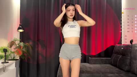 Shy EvaStreams are everyday 9 AM - 3 PM GMT 3  online show from 10/10/25, 04:17