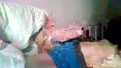 Snapshot of longenough__ chatting on 12/22/24, 04:50 Americanfratboy online show from 12/22/24, 04:50