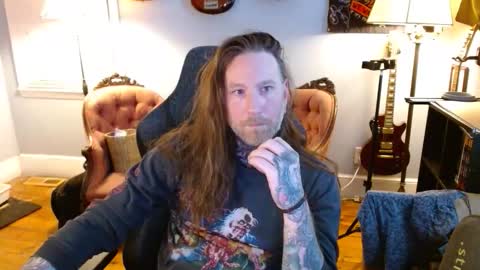 Snapshot of longhair021 chatting on 02/25/26, 09:35 longhair online show from 02/25/26, 09:35