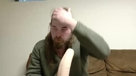 Snapshot of longhairedfreak1921 chatting on 03/06/26, 02:13 longhairedfreak1921 online show from 03/06/26, 02:13