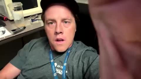 Snapshot of longjohnsilverskin chatting on 09/21/25, 02:08 longjohnsilverskin online show from 09/21/25, 02:08