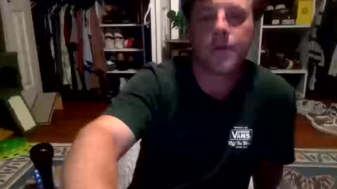 Snapshot of longjohnsilverskin chatting on 10/17/25, 10:56 longjohnsilverskin online show from 10/17/25, 10:56