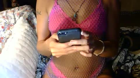 Snapshot of longlegstammy chatting on 09/10/25, 12:43 Cutenurse91 online show from 09/10/25, 12:43