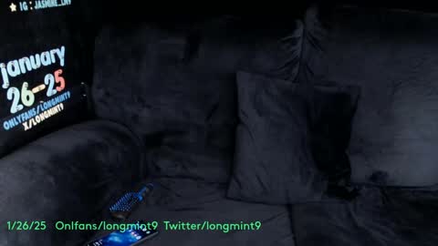 Snapshot of longmint96 chatting on 01/27/25, 03:47 Real twitterlongmint9 online show from 01/27/25, 03:47