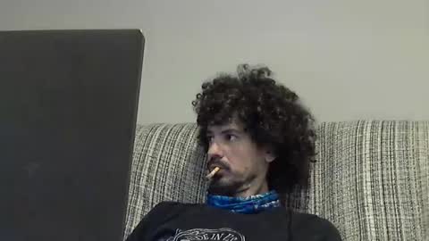 Snapshot of longnight5 chatting on 12/15/24, 07:02 Alejandro Rulitos Twitter longnight55 Intagram 5longnight5 online show from 12/15/24, 07:02