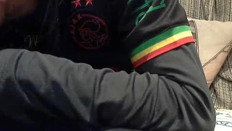 Snapshot of longnight5 chatting on 02/22/25, 08:53 Alejandro Rulitos Twitter longnight55 Intagram 5longnight5 online show from 02/22/25, 08:53