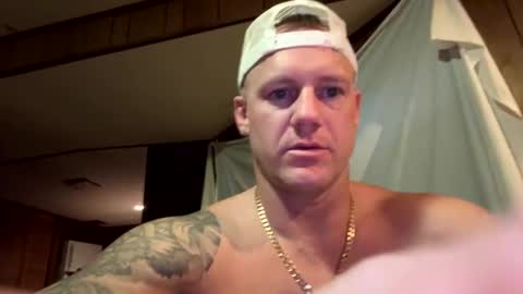 Snapshot of longstrokin8869 chatting on 02/14/25, 12:09 Bradsobad88 online show from 02/14/25, 12:09