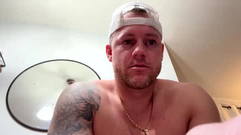 Snapshot of longstrokin8869 chatting on 02/24/25, 05:22 Bradsobad88 online show from 02/24/25, 05:22