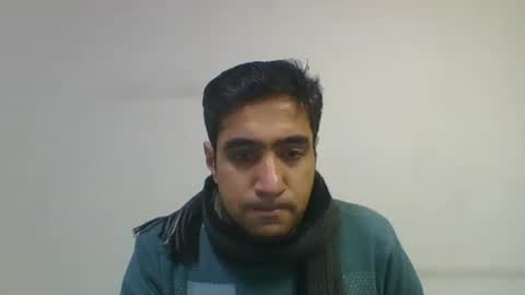 Snapshot of longthick1985 chatting on 12/23/24, 09:27 Lleida-man online show from 12/23/24, 09:27