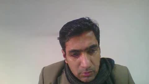 Snapshot of longthick1985 chatting on 01/01/25, 10:00 Lleida-man online show from 01/01/25, 10:00