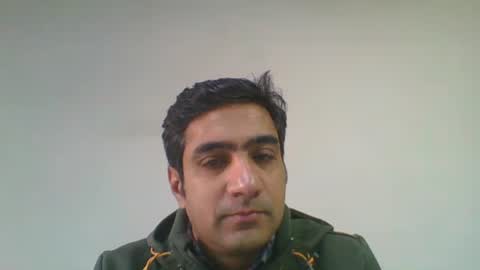 Snapshot of longthick1985 chatting on 01/20/25, 04:54 Lleida-man online show from 01/20/25, 04:54