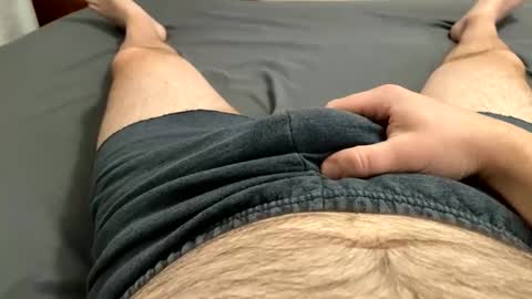 Snapshot of longwood2323 chatting on 02/27/25, 05:45 Longwood2323 online show from 02/27/25, 05:45