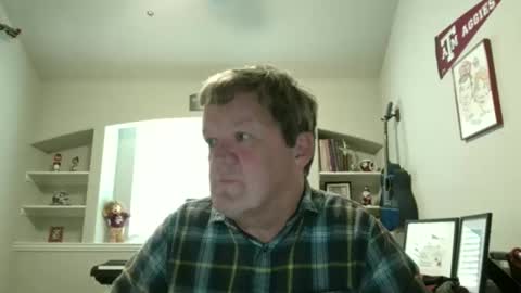 Snapshot of lonlynude chatting on 03/15/26, 07:42 lonlynude online show from 03/15/26, 07:42