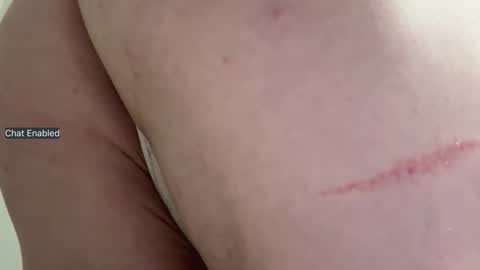 Snapshot of lookatmybits chatting on 11/17/25, 05:08 lookatmybits online show from 11/17/25, 05:08