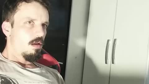 Lucas online show from 12/29/24, 07:43